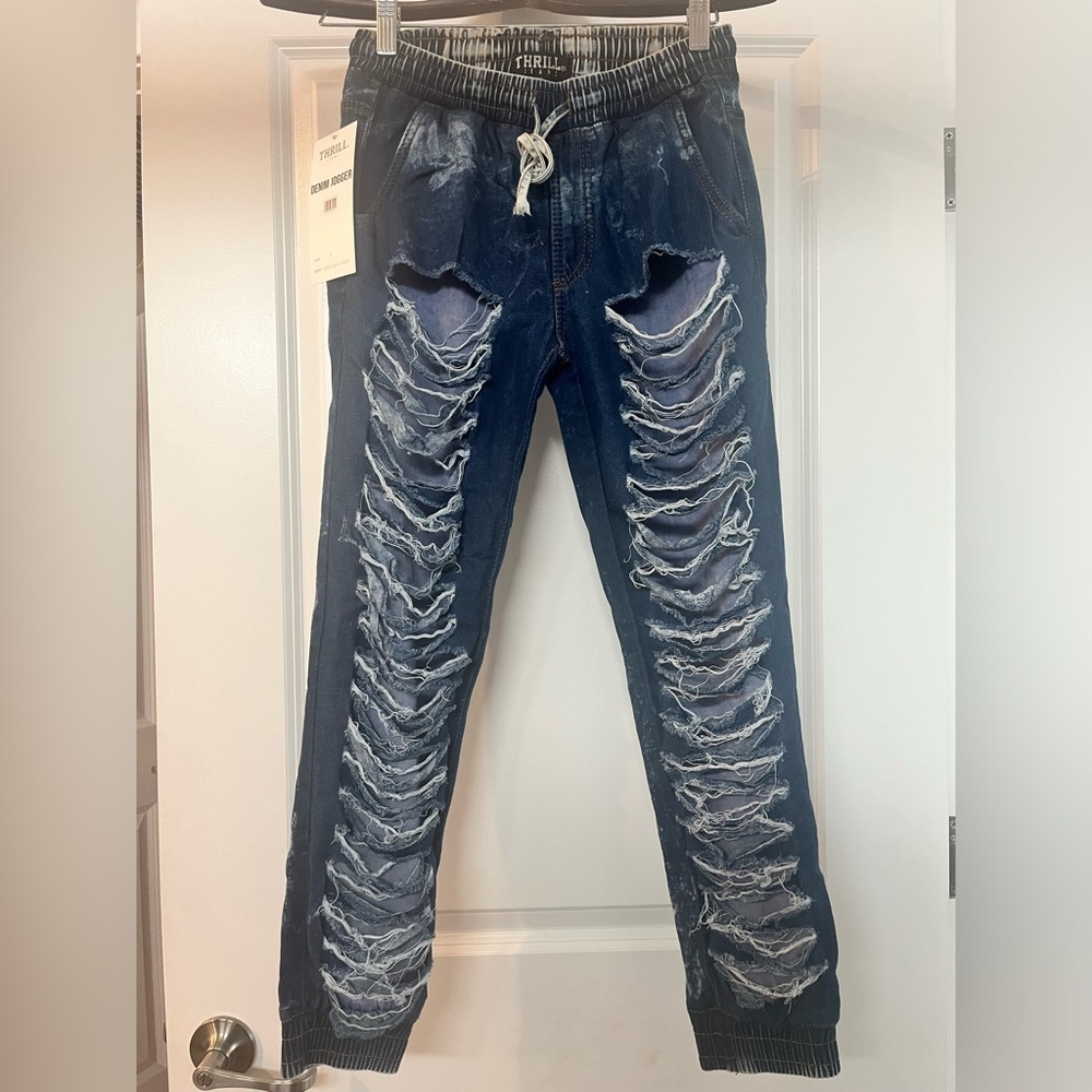 NWT DENIM FRAYED JEAN JOGGERS SZ SMALL